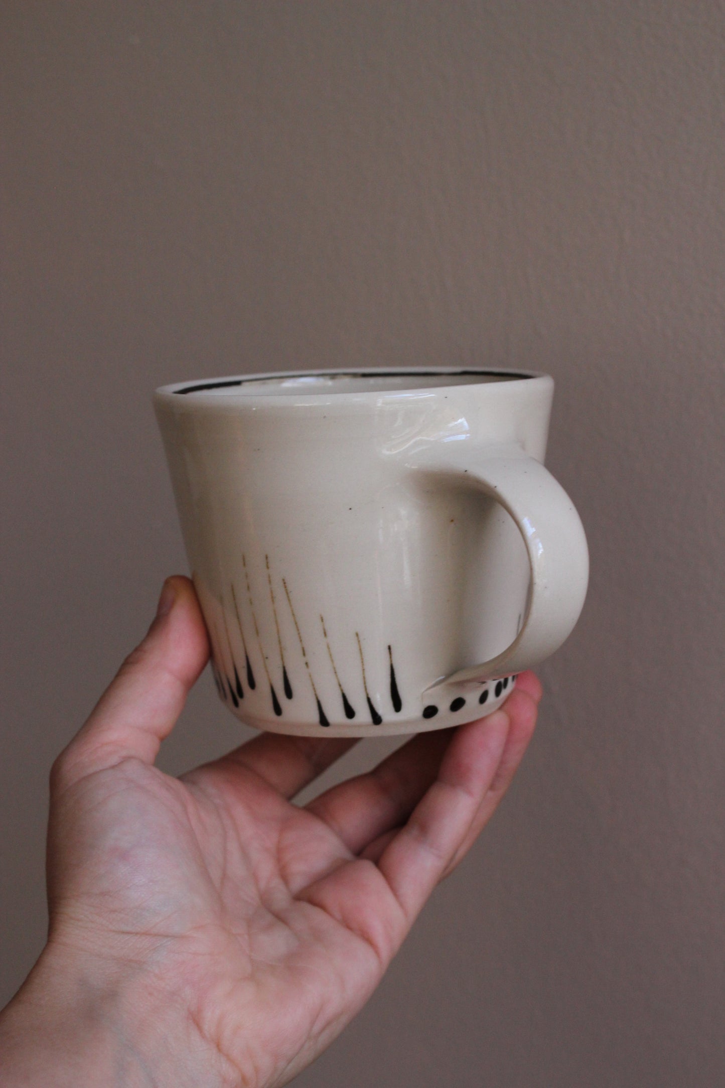 Classic Mug with Brown Accents