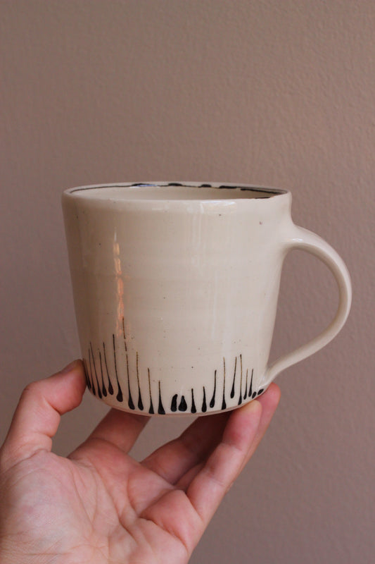 Classic Mug with Brown Accents