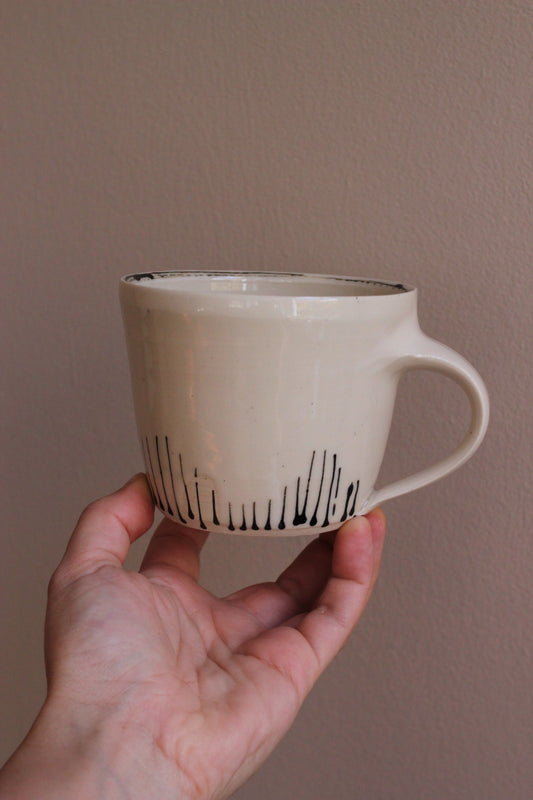 Classic Mug with Brown Accents