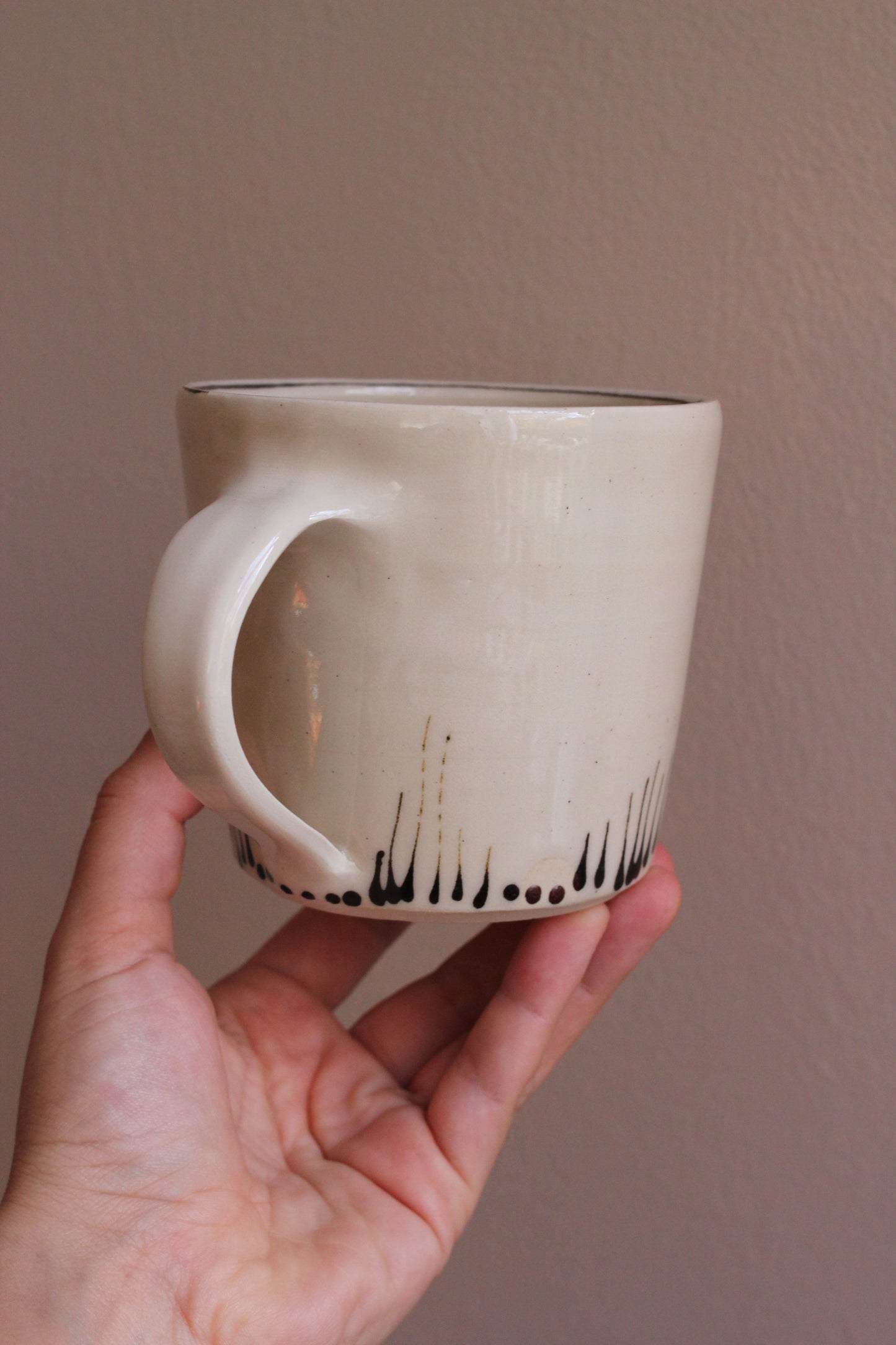 Classic Mug with Brown Accents