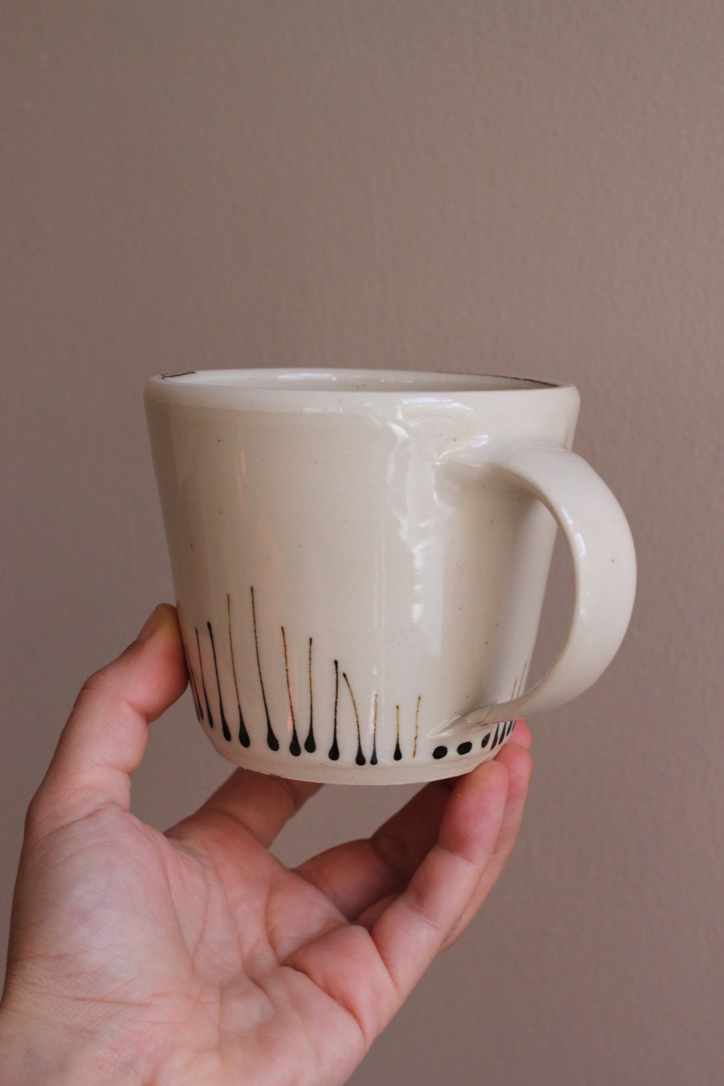 Classic Mug with Brown Accents