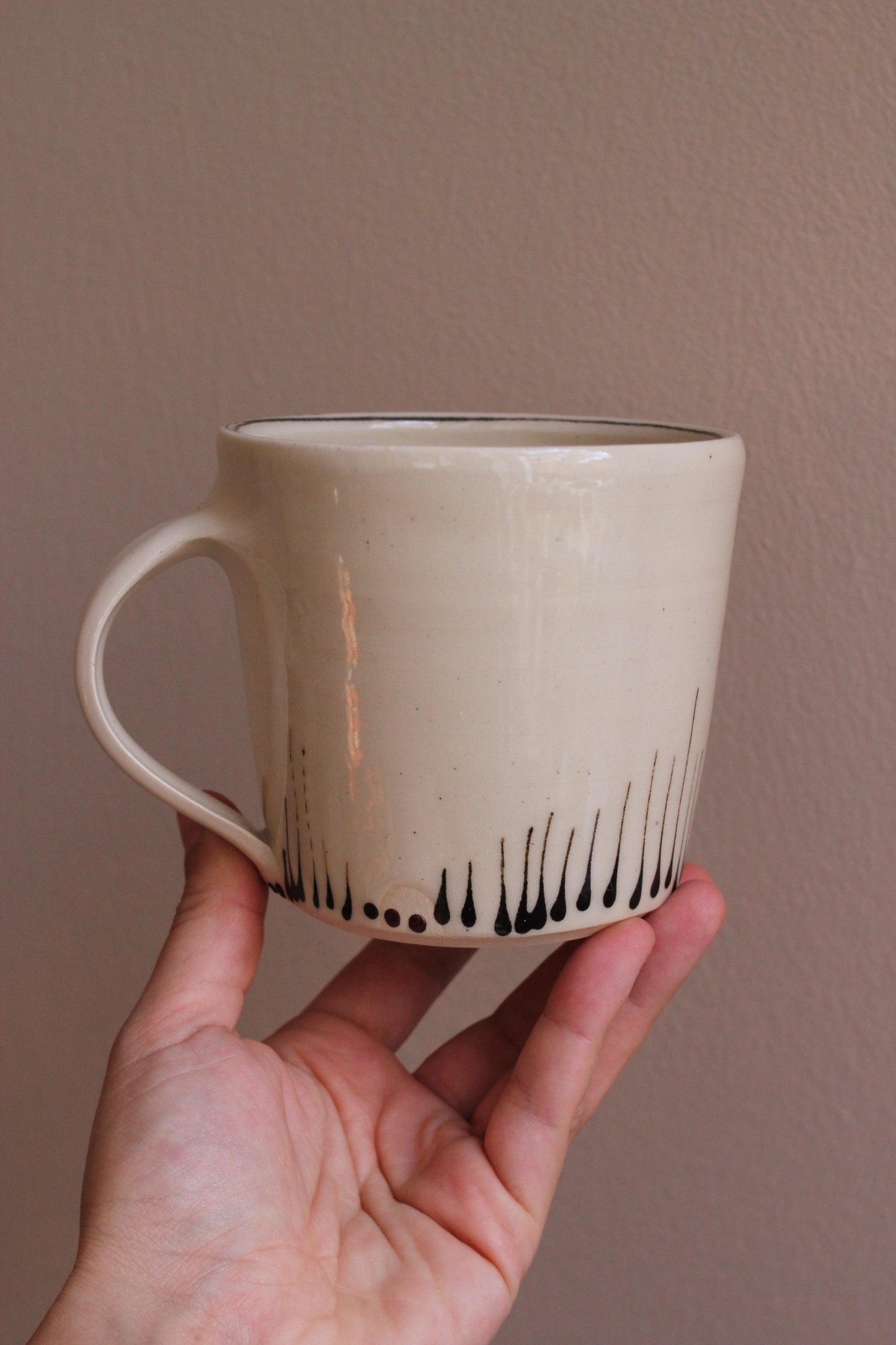 Classic Mug with Brown Accents