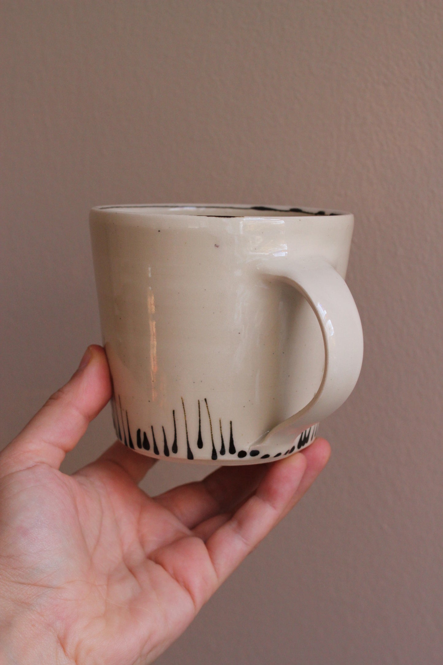 Classic Mug with Brown Accents