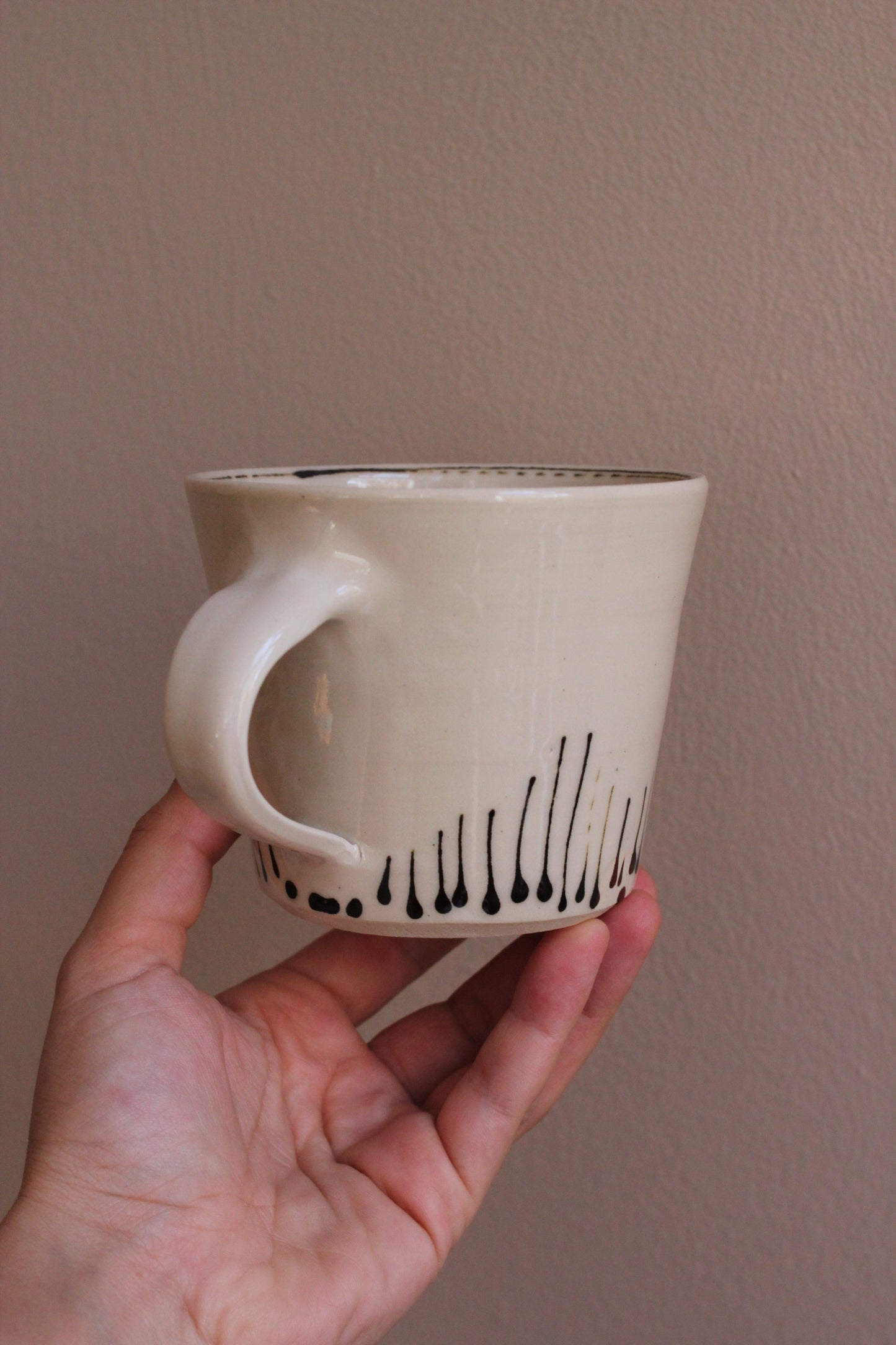 Classic Mug with Brown Accents